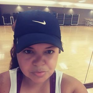 Meet your Posher, Dora e.